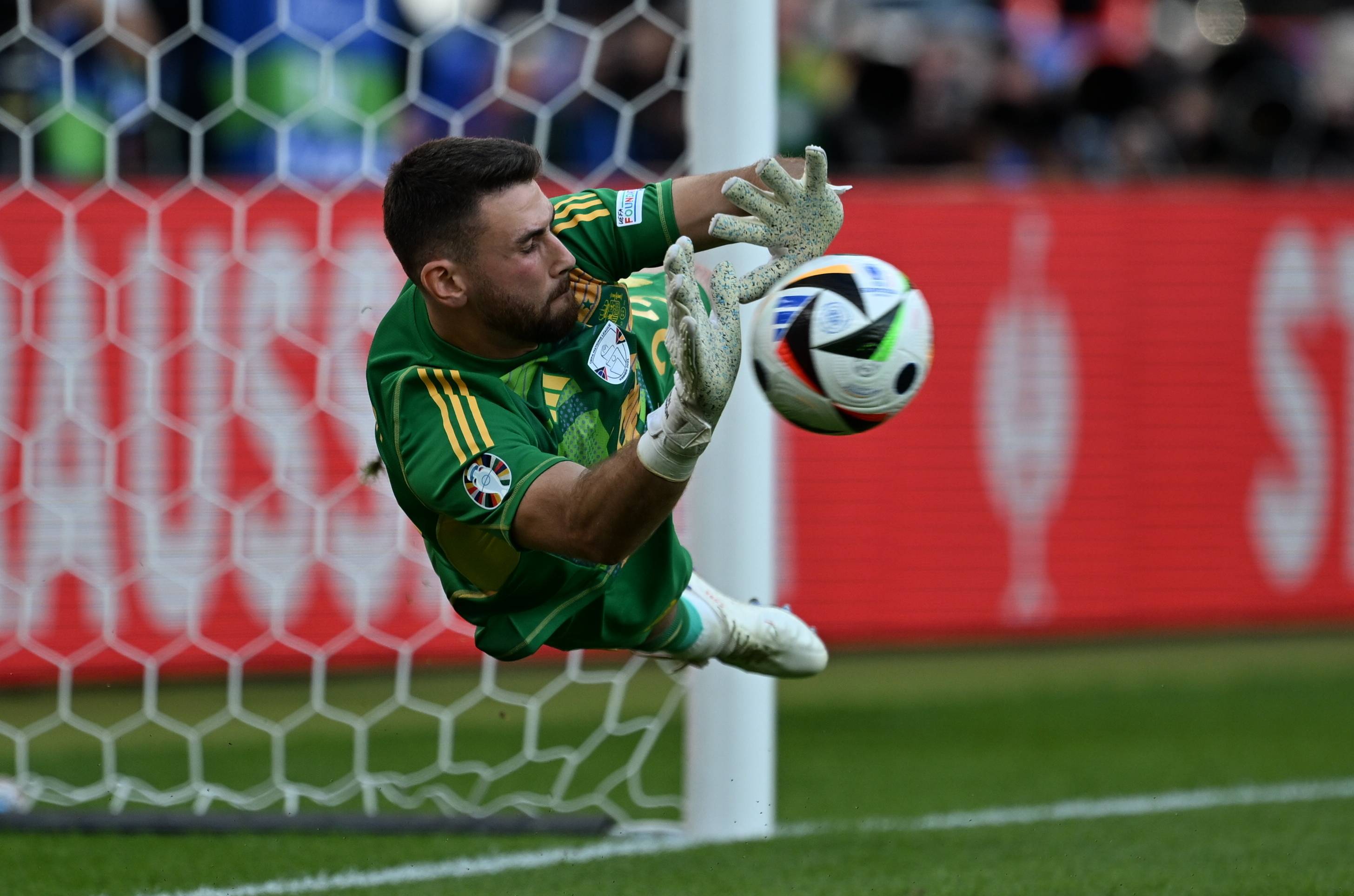 意大利主教练：欧洲杯对决是一场战争，我们要全力以赴！